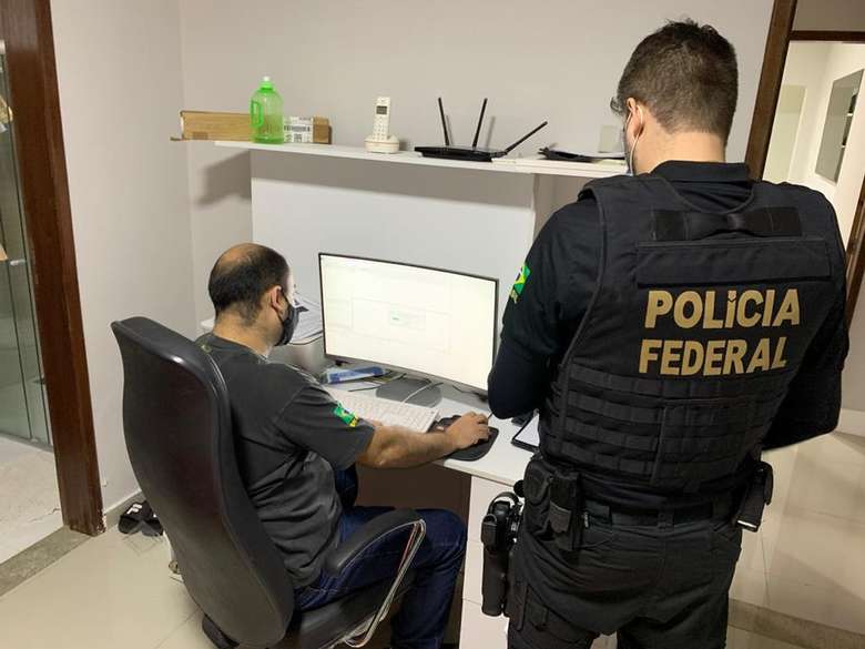 Hacker suspeito de vazar dados de 223 milhões de brasileiros é preso pela PF