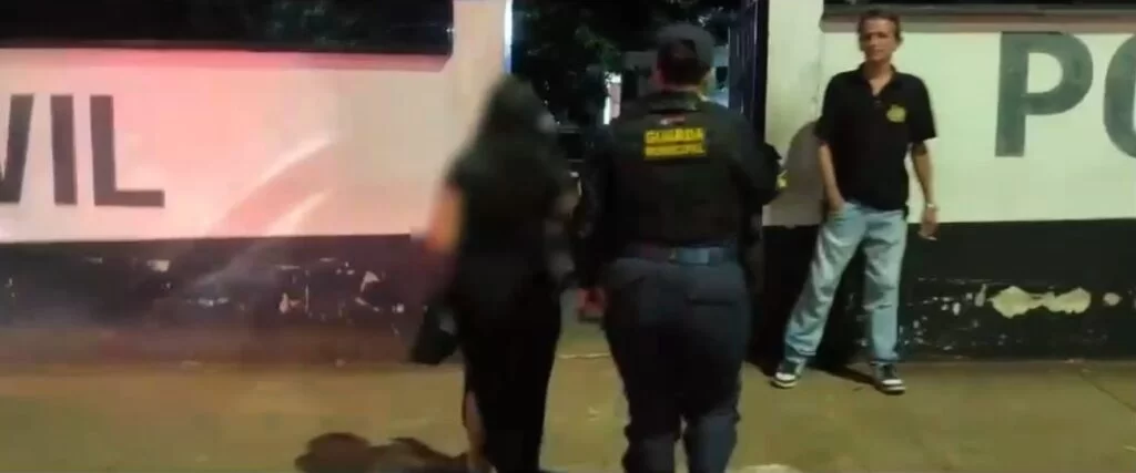 Mulher é levada à delegacia após suspeita de falso pagamento via Pix em comércio de Parauapebas