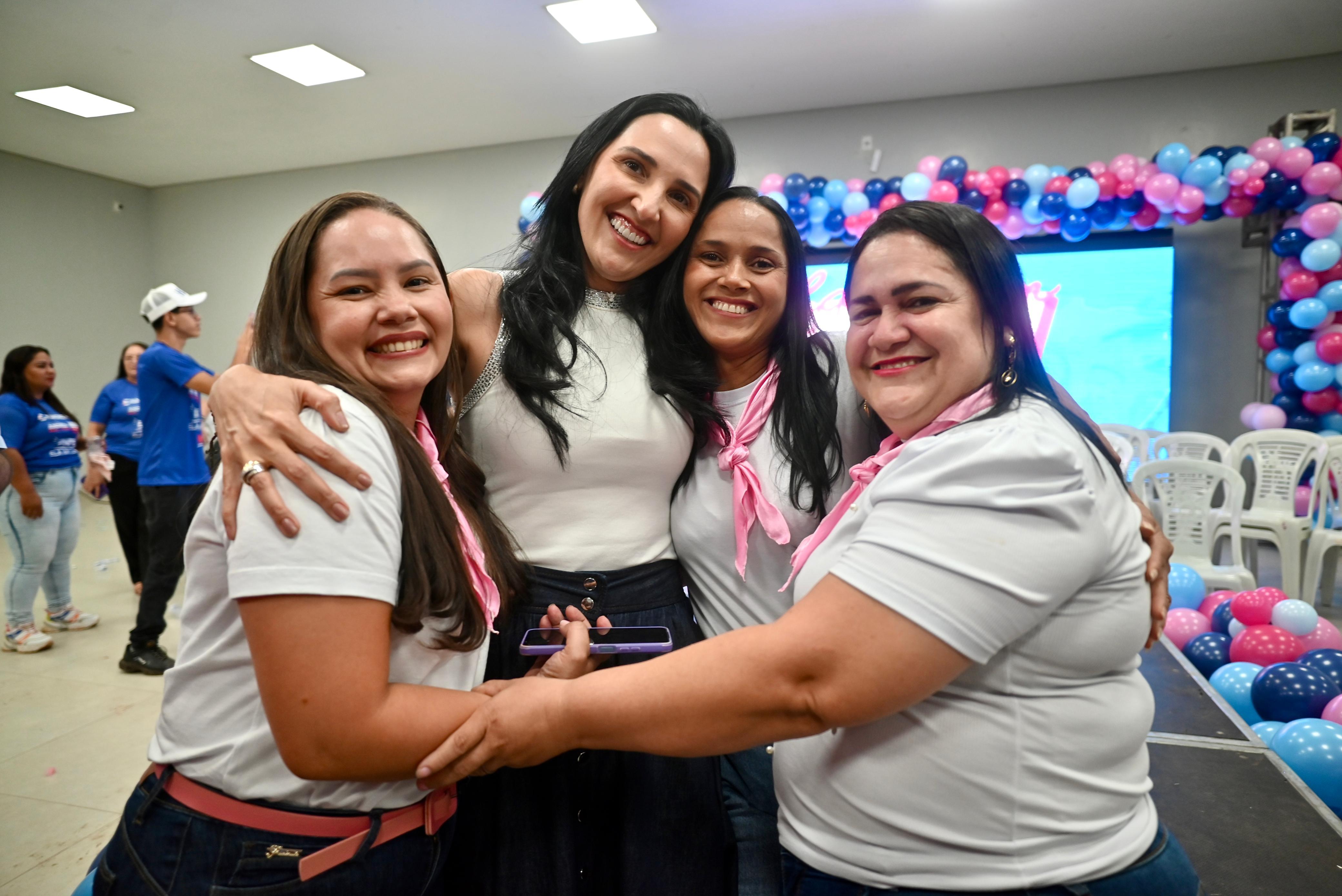 Mariana Chamon reúne centenas de mulheres em Parauapebas para debater políticas públicas e participação feminina