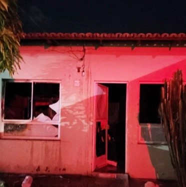 Casa é incendiada no bairro Nova Carajás, em Parauapebas