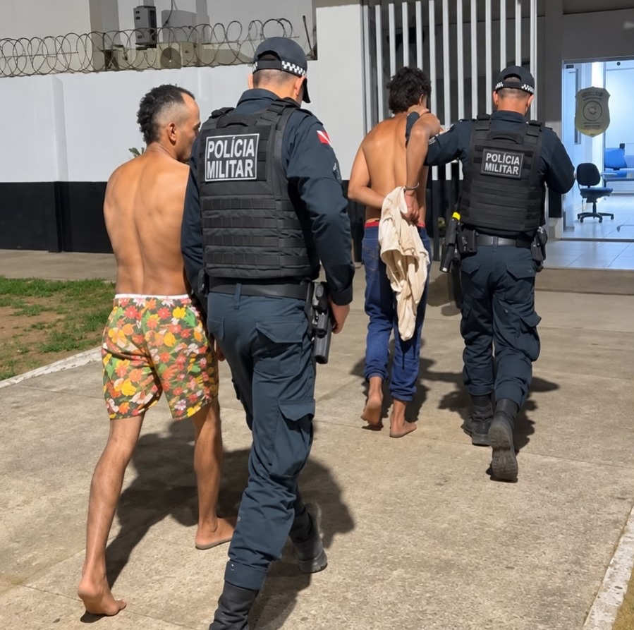 Irmãos são levados à delegacia após briga em via pública em Marabá